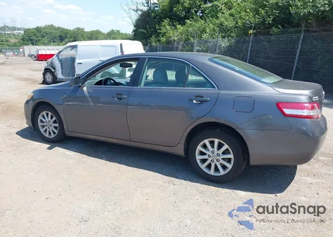 2011 Toyota Camry Xle z USA, uszkodzony, nr VIN 4T4BF3EK4BR197190